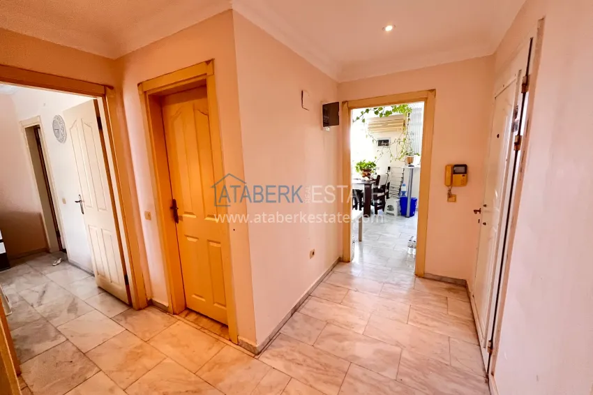 Purchase Three-room apartment with furniture in Alanya, Cikcilli district 1 