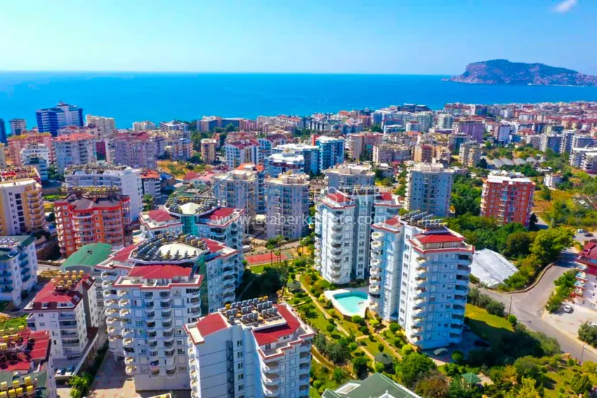 Three-room furnished apartments in Tosmur district, Alanya. Real estate for a residence permit 1 