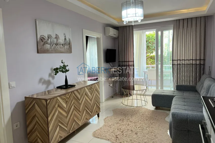 Purchase  1+1 apartment with furniture and a glazed balcony in Oba, Alanya - 5 minutes from the sea 3 