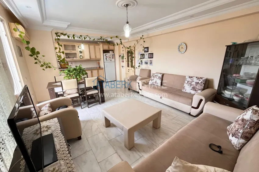 Purchase Three-room apartment with furniture in Alanya, Cikcilli district 2 