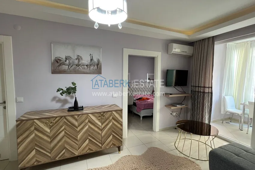 Purchase  1+1 apartment with furniture and a glazed balcony in Oba, Alanya - 5 minutes from the sea 5 