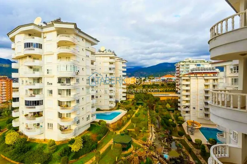 Three-room furnished apartments in Tosmur district, Alanya. Real estate for a residence permit 4 