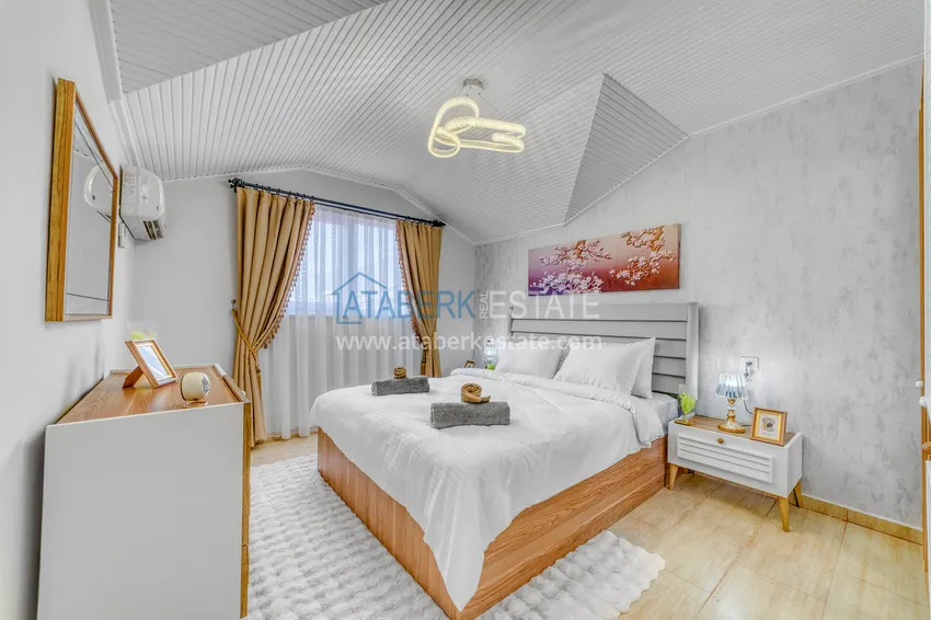 Purchase 4+1 duplex in Alanya, Oba district - with a designer interior, suitable for a residence permit 29 