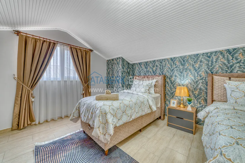 Purchase 4+1 duplex in Alanya, Oba district - with a designer interior, suitable for a residence permit 34 