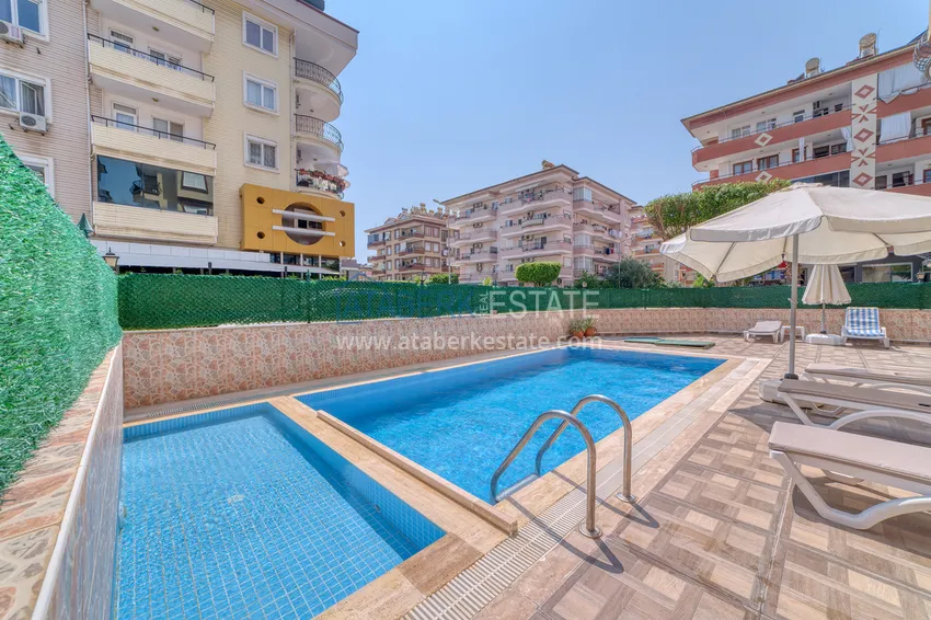 4+1 duplex in Alanya, Oba district - with a designer interior, suitable for a residence permit 5 