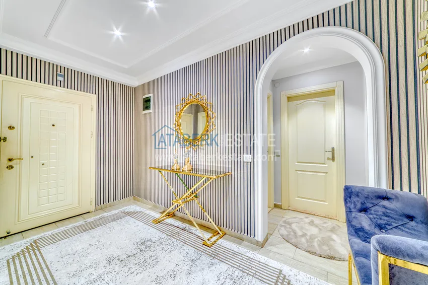 Purchase 4+1 duplex in Alanya, Oba district - with a designer interior, suitable for a residence permit 1 