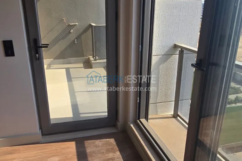 Purchase  A modern residential complex in Antalya with high investment potential - Altintash district 32 