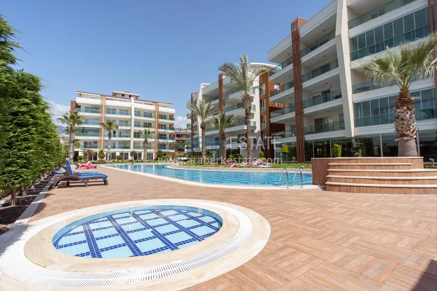 1+1 furnished apartment in Oba, Alanya - glazed balcony, 1st floor  1 