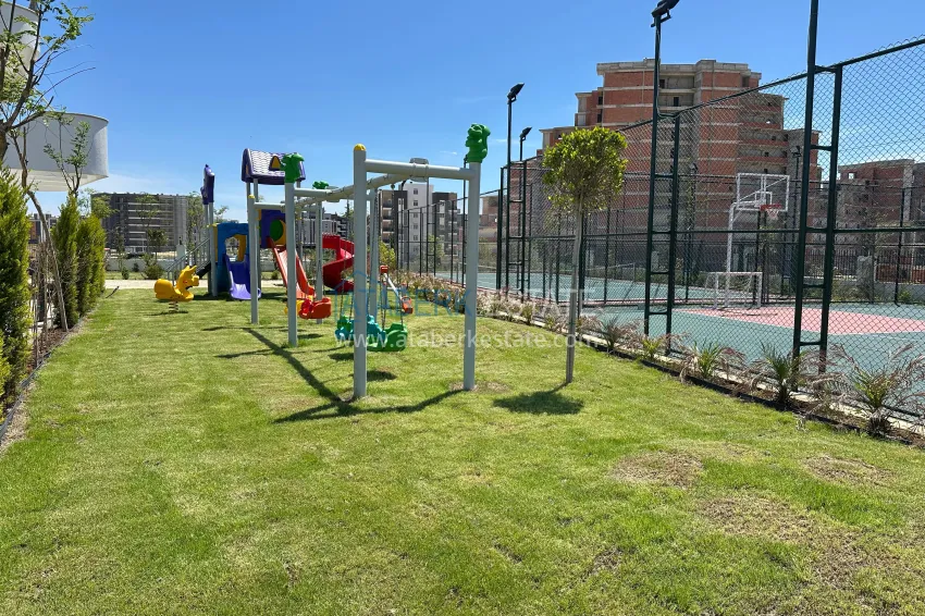 Investor apartments in a complex under construction in the Altintash district of Antalya 12