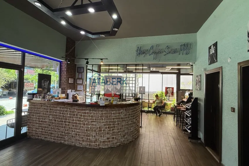 Purchase  Turnkey business in Alanya, Oba — Commercial property with existing business 1 