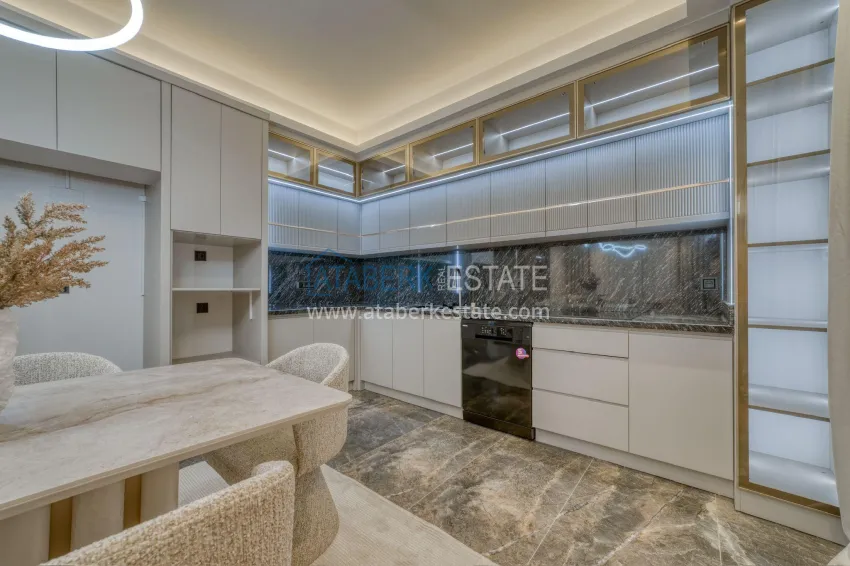 Purchase Luxury villa with pool and panoramic views — Alanya, Bektash. Suitable for citizenship 8 