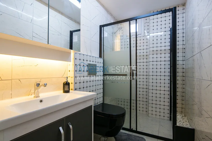 Purchase  Ready-made housing in the center of Alanya, for a residence permit — a one-bedroom apartment with furniture and mountain views 12 