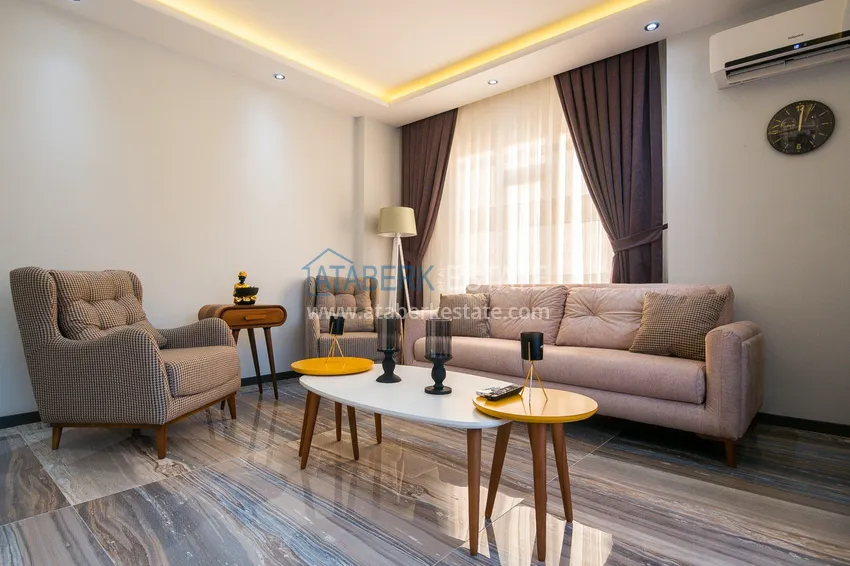 Purchase  Ready-made housing in the center of Alanya, for a residence permit — a one-bedroom apartment with furniture and mountain views 3 