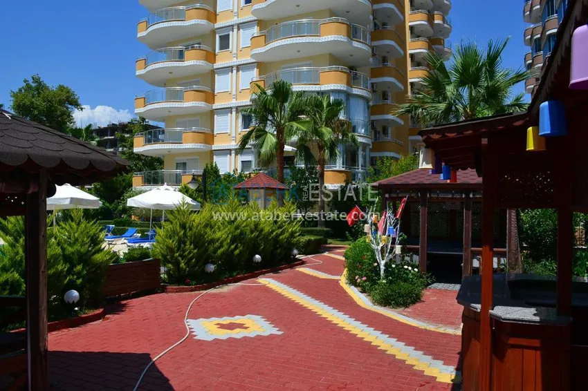 2+1 apartment with furniture and sea view in a complex on the beachfront — Mahmutlar, Alanya 9 