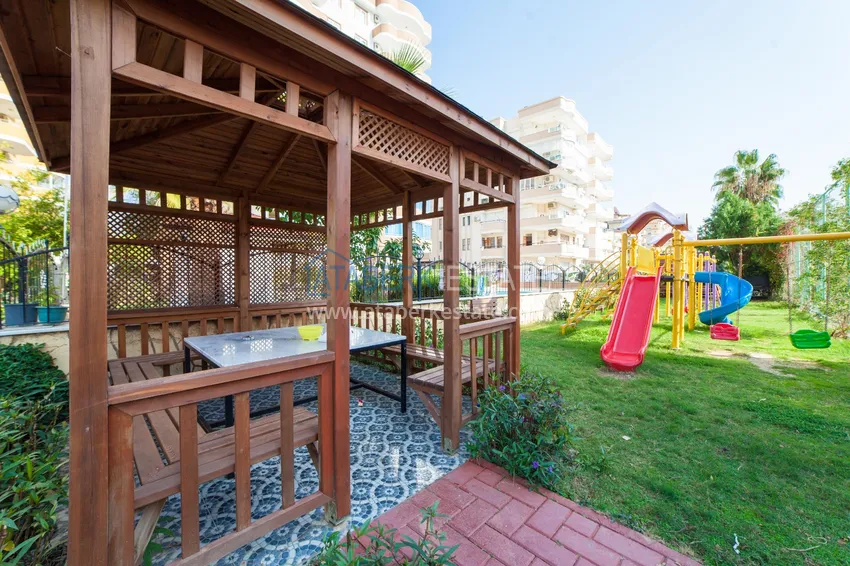 2+1 apartment with furniture and sea view in a complex on the beachfront — Mahmutlar, Alanya 13 