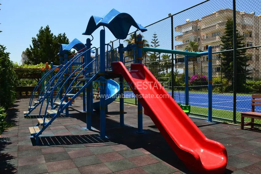 2+1 apartment with furniture and sea view in a complex on the beachfront — Mahmutlar, Alanya 16 