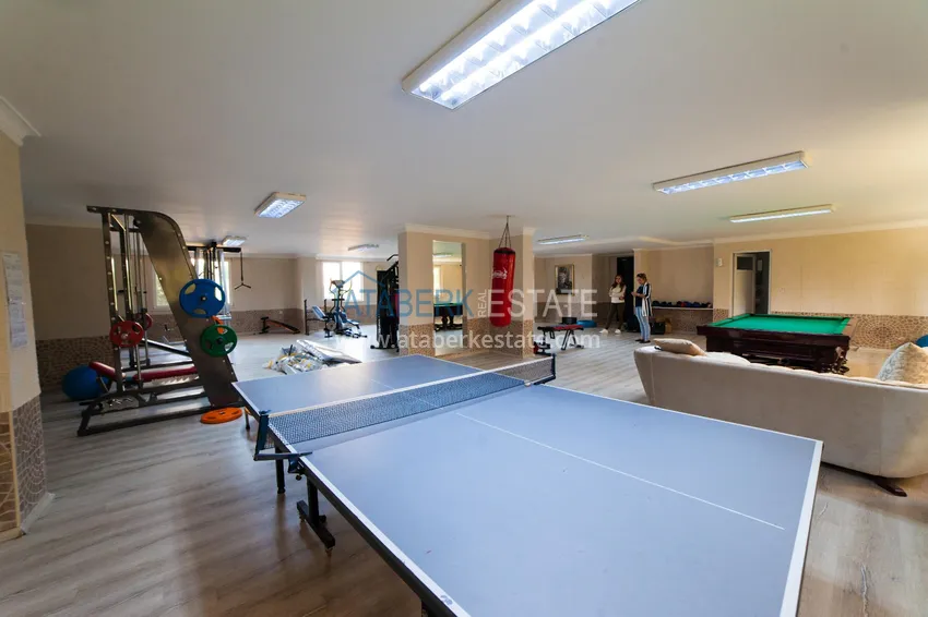 2+1 apartment with furniture and sea view in a complex on the beachfront — Mahmutlar, Alanya 25 