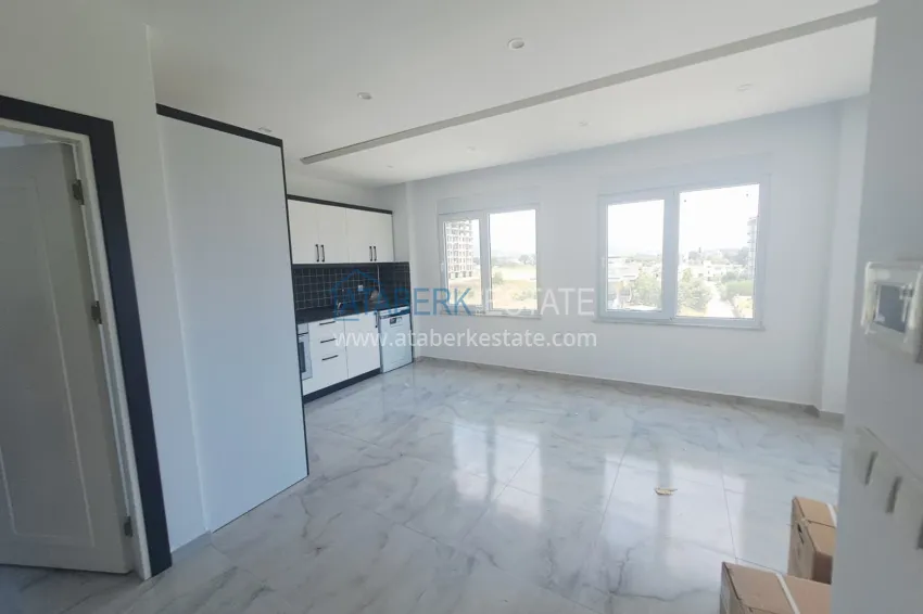 Purchase 1+1 apartment with two balconies and fine finishing in Alanya, Avsallar district 3 