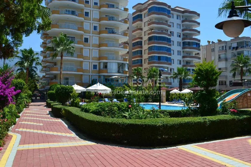 2+1 apartment with furniture and sea view in a complex on the beachfront — Mahmutlar, Alanya 4 