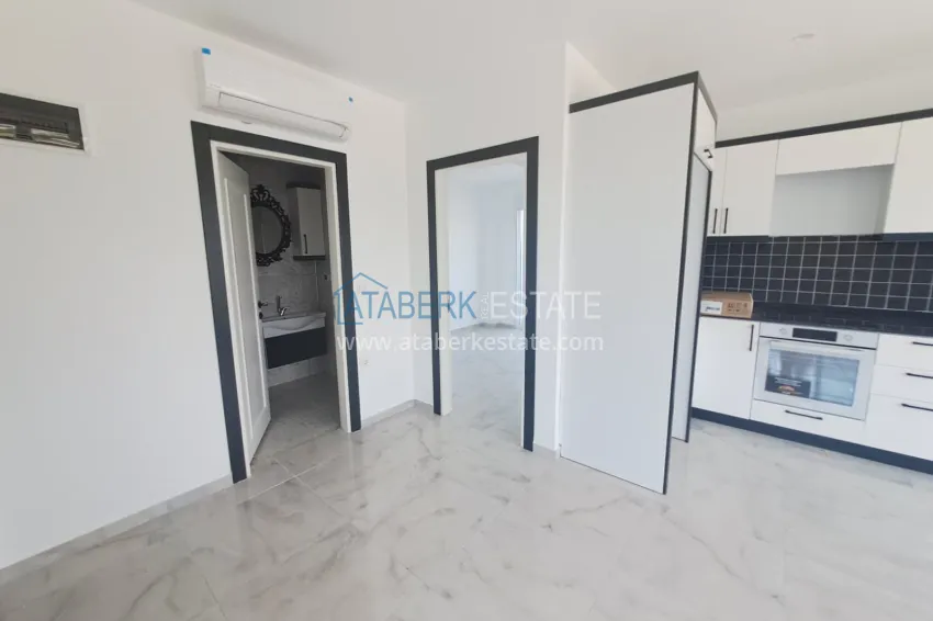 Purchase 1+1 apartment with two balconies and fine finishing in Alanya, Avsallar district 4 