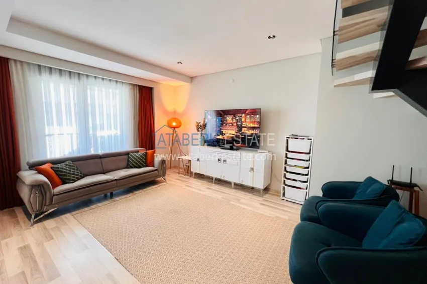 Purchase 3+1 duplex with furniture and mountain views, Upper Oba district - sale from owner 1 