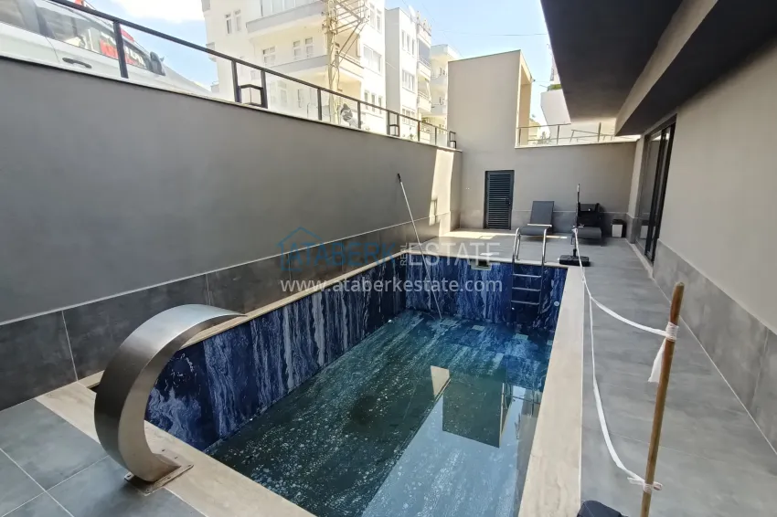 Duplex penthouse in the center of Alanya — with mountain views, 250 meters from the beach 3 