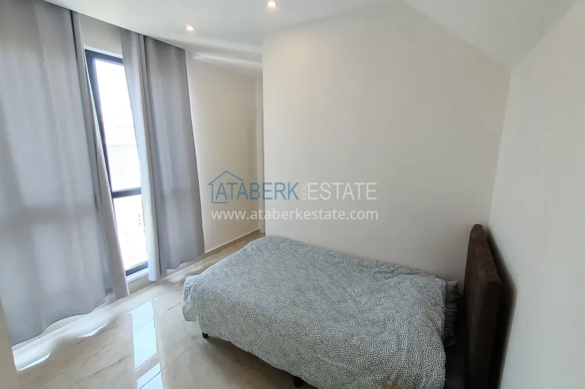 Purchase  Duplex penthouse in the center of Alanya — with mountain views, 250 meters from the beach 5 
