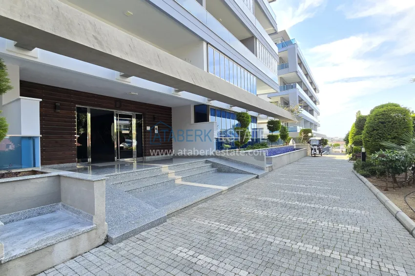 3+1 penthouse with private pool on the terrace in Kargicak - premium class and panoramic views 10 