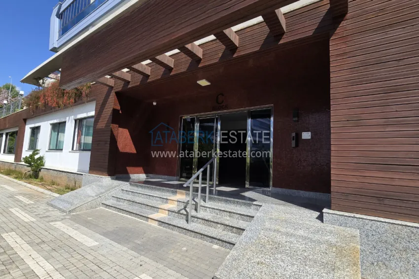 3+1 penthouse with private pool on the terrace in Kargicak - premium class and panoramic views 12 