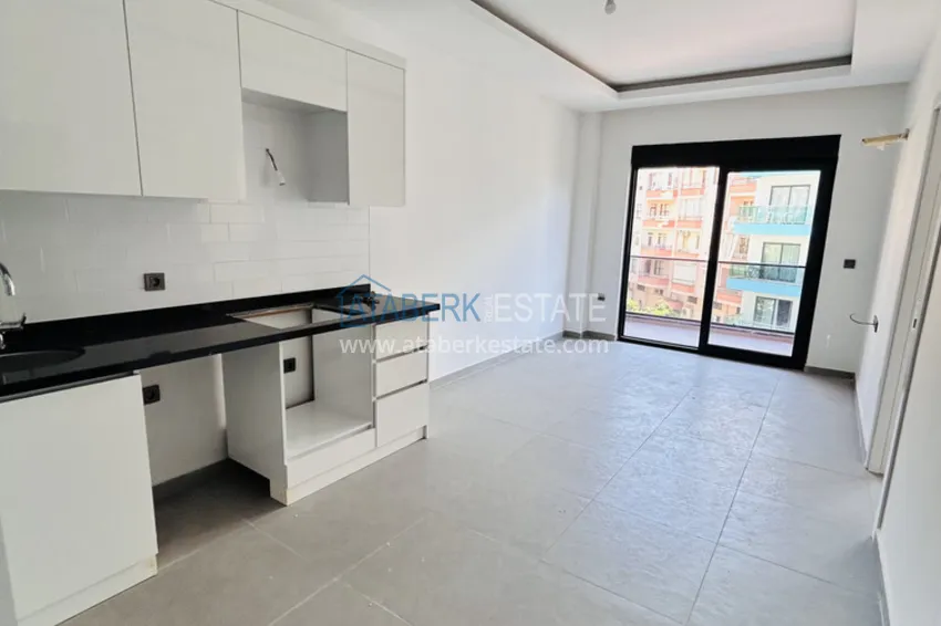 Purchase New 1+1 apartment in the center of Alanya — 150 m to Keykubat beach 2