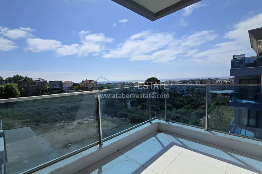 Purchase 3+1 penthouse with private pool on the terrace in Kargicak - premium class and panoramic views 12 