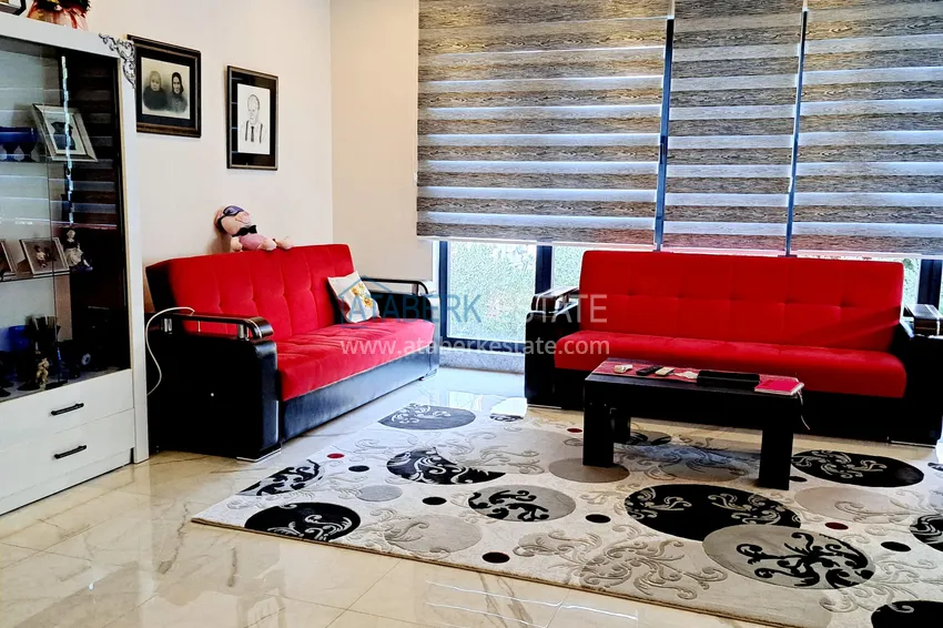 Purchase  2+1 apartment with a separate kitchen and a glazed balcony in the center of Alanya — furniture suitable for a residence permit 5 