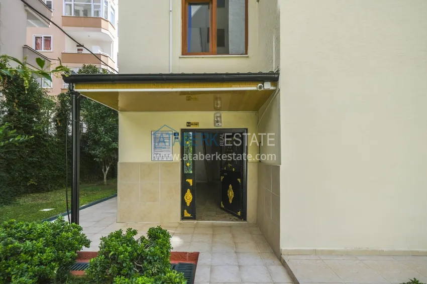 Apartment 1+1 in the center of Mahmutlar from the owner — furnished, with a glazed balcony, 250 m from the sea 10 