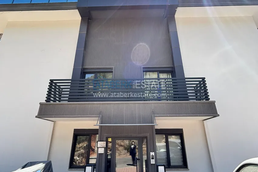 2+1 penthouse duplex with sea and mountain views in the center of Alanya 12 