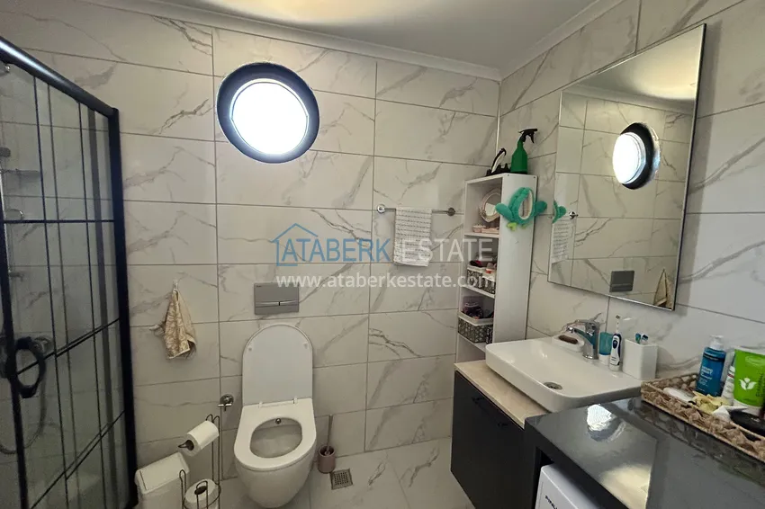 Purchase  2+1 penthouse duplex with sea and mountain views in the center of Alanya 15 