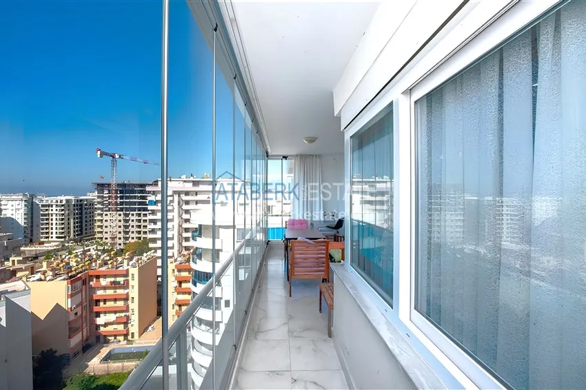Purchase Two-level penthouse 2+1 with furniture and sea views in the center of Mahmutlar 16 