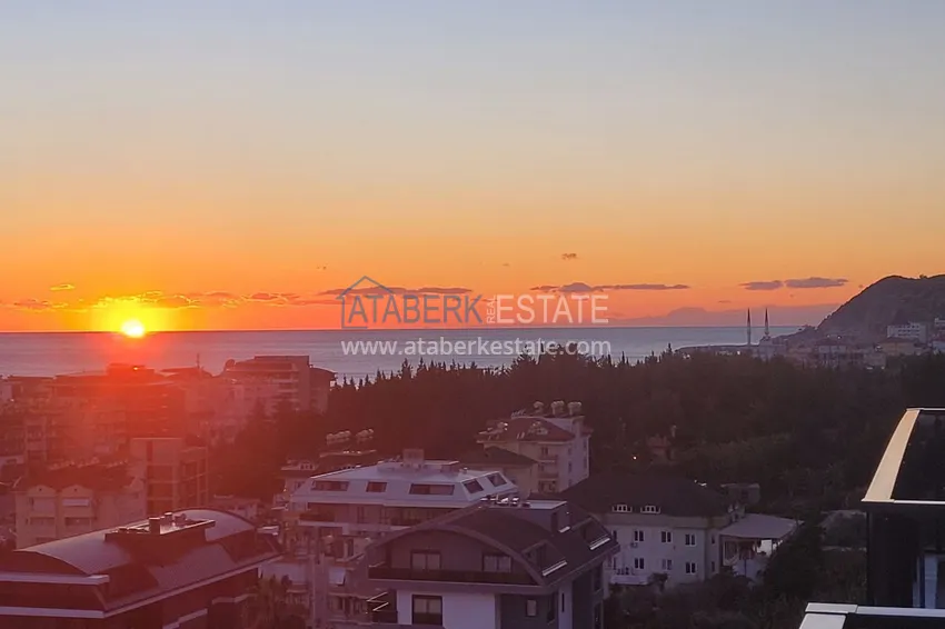 Purchase  2+1 penthouse duplex with sea and mountain views in the center of Alanya 21 