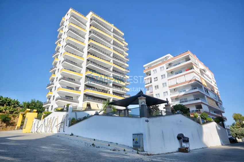 2+1 apartment with furniture and partial sea view in Mahmutlar — sale from owner 2