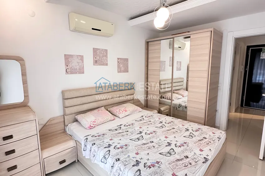 Purchase  1+1 furnished apartment in the center of Alanya — Cleopatra beach area 7 