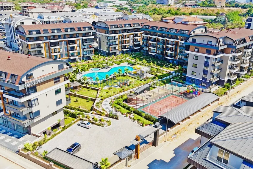 Newly furnished 1+1 apartment in a comfort-class residence in Oba, Alanya 1 