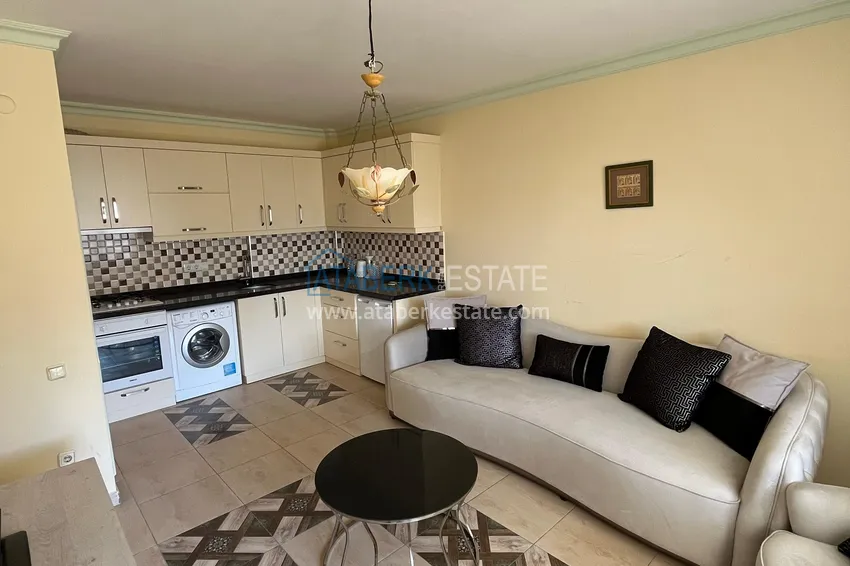 Purchase Furnished 1+1 apartment in the center of Alanya, for a residence permit — Cleopatra beach area 2