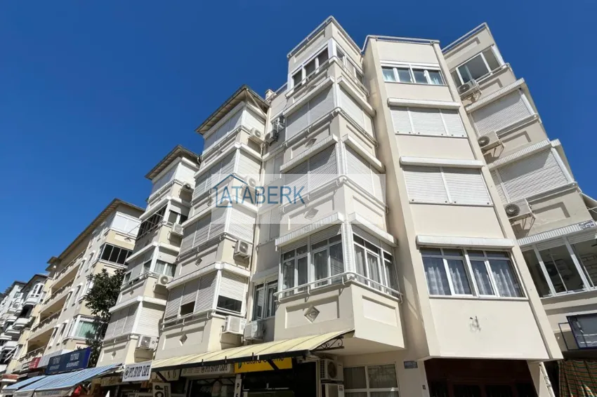 Furnished 1+1 apartment in the center of Alanya, for a residence permit — Cleopatra beach area 5