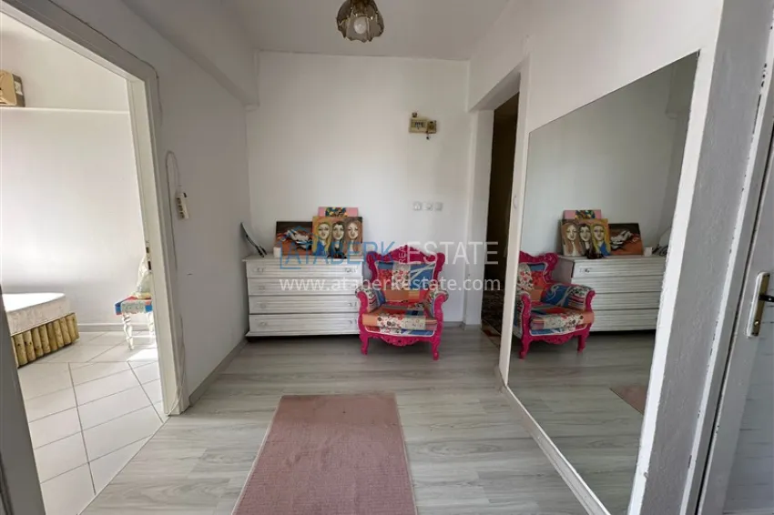 Purchase 2+1 apartment with a residence permit in the center of Alanya — furniture, view of the fortress 22 