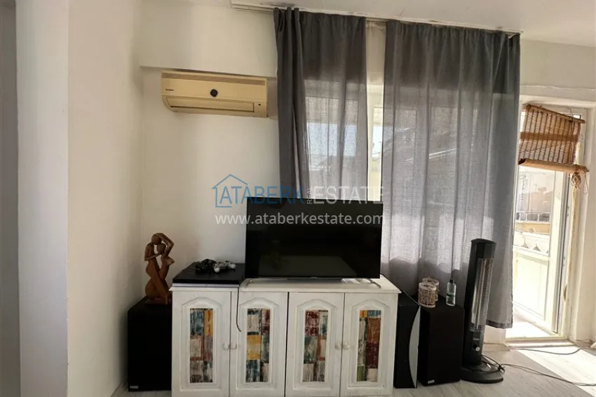 Purchase 2+1 apartment with a residence permit in the center of Alanya — furniture, view of the fortress 5 