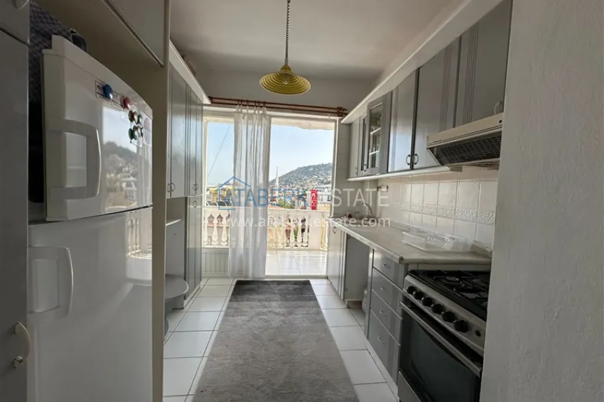 Purchase 2+1 apartment with a residence permit in the center of Alanya — furniture, view of the fortress 6 