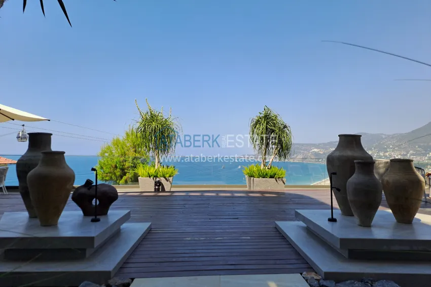 Apartment from the owner with direct sea views in a complex with a unique location - the center of Alanya 12 