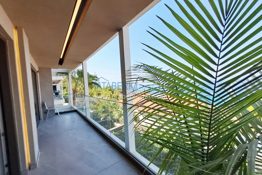 Purchase  Apartment from the owner with direct sea views in a complex with a unique location - the center of Alanya 18 