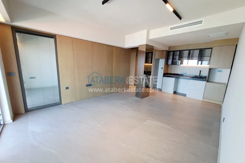 Purchase  Apartment from the owner with direct sea views in a complex with a unique location - the center of Alanya 1 