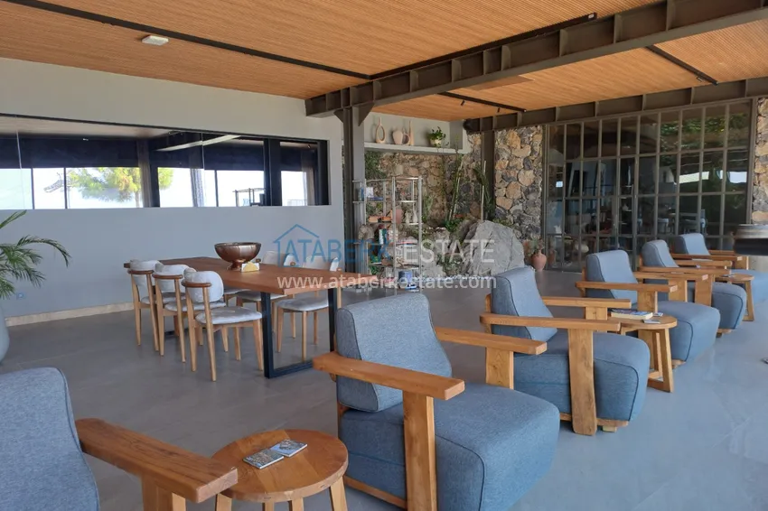 Apartment from the owner with direct sea views in a complex with a unique location - the center of Alanya 26 