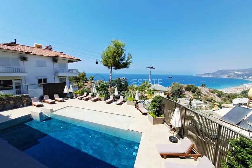 Loft 3+1 apartment with panoramic views from the owner in the historic heart of Alanya 2 